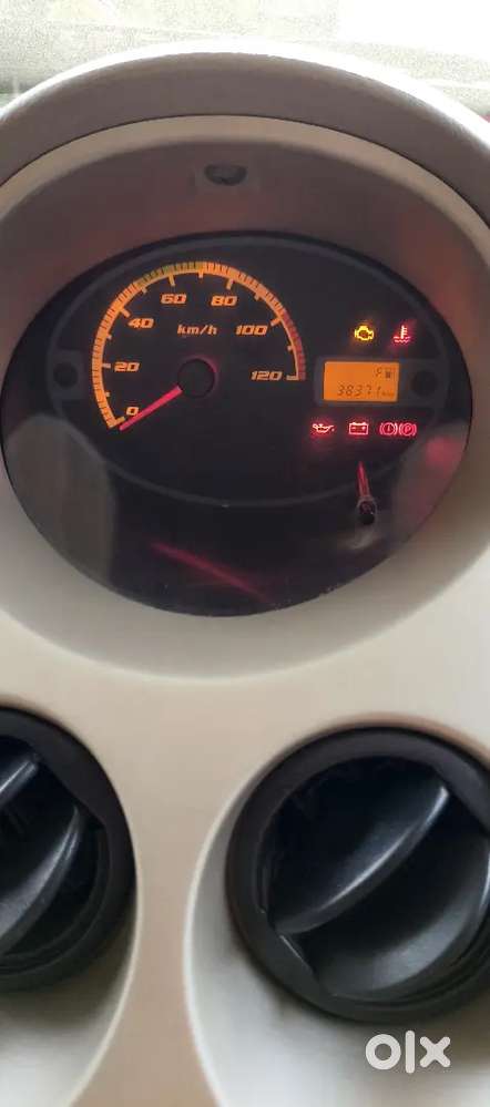Tata Neno New And Main Condition. Chilled Ac All Work Fine  Mileage 30