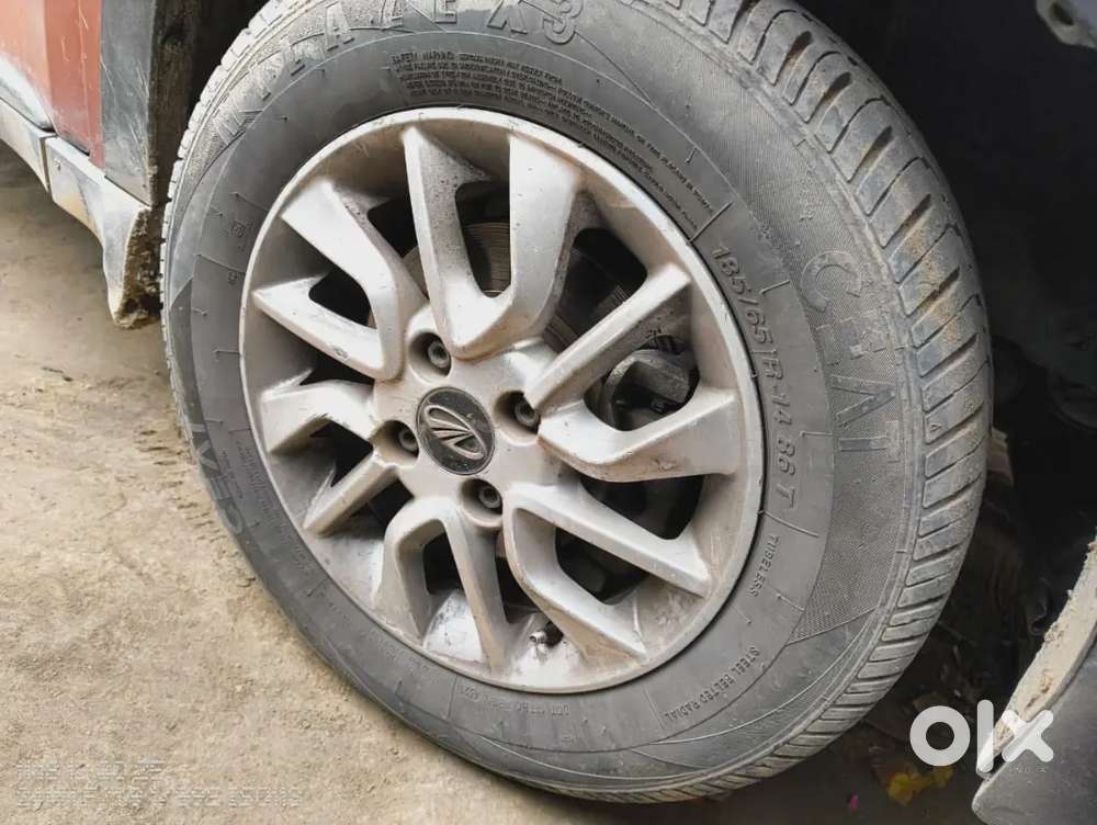 Mahindra Kuv100 Nxt 2016 Diesel 75000 Km Driven