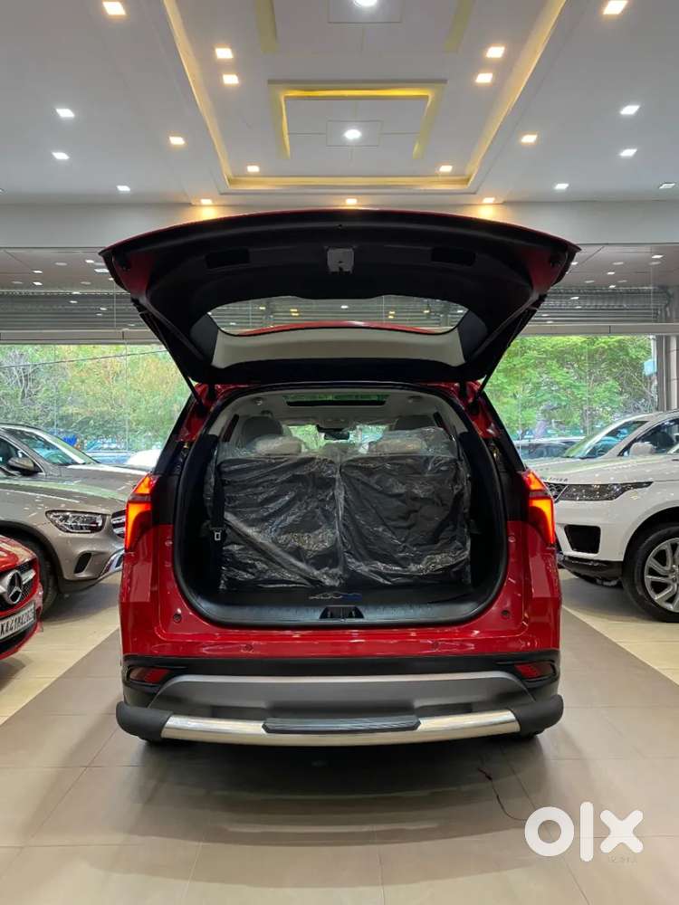 Mahindra Xuv700 2.2 Ax 7 Diesel At Str Awd, 2022, Diesel