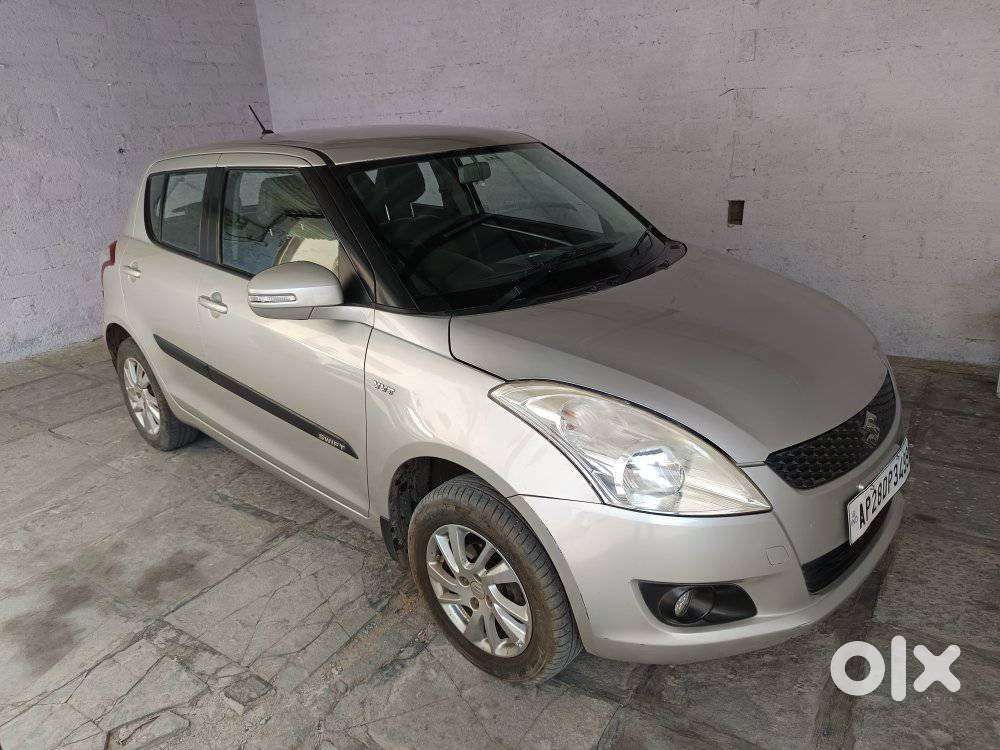 Maruti Suzuki Swift Zxi, 2012, Petrol