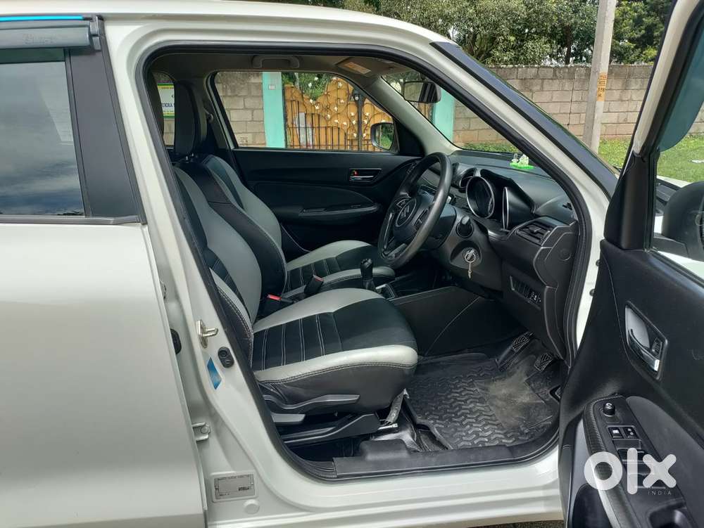 Maruti Suzuki Swift VVT VXI, 2023, Petrol