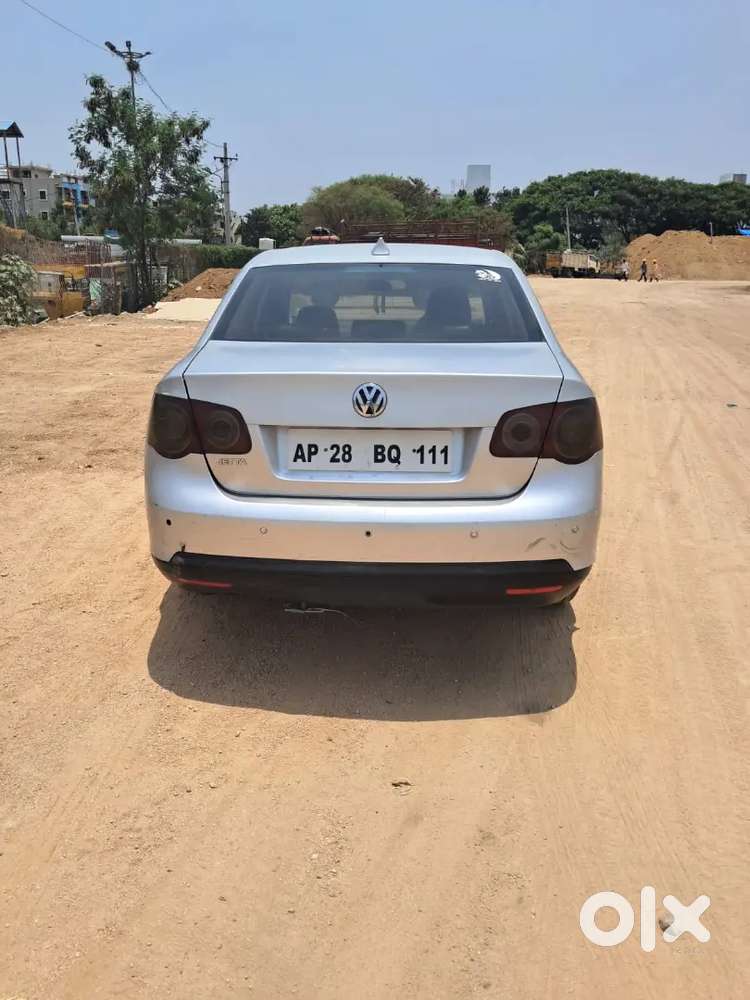 Volkswagen Jetta 2010 Diesel 143562 Km Driven
