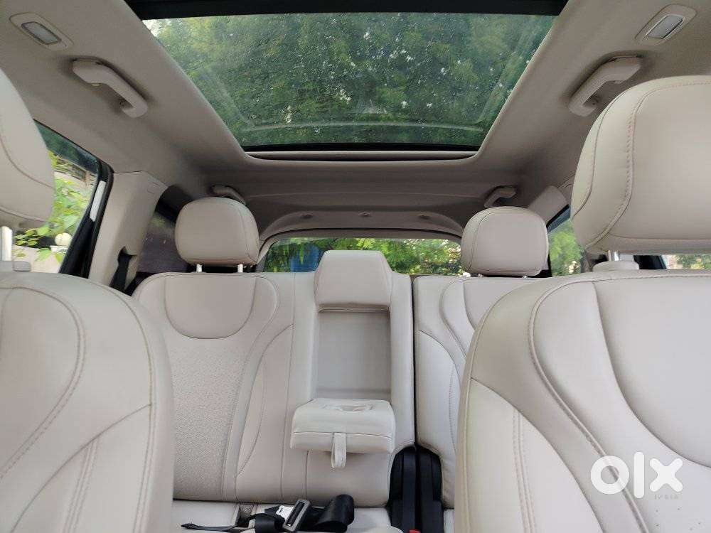 Mahindra Xuv700 2.2 Ax 7 Diesel At Str, 2022, Diesel