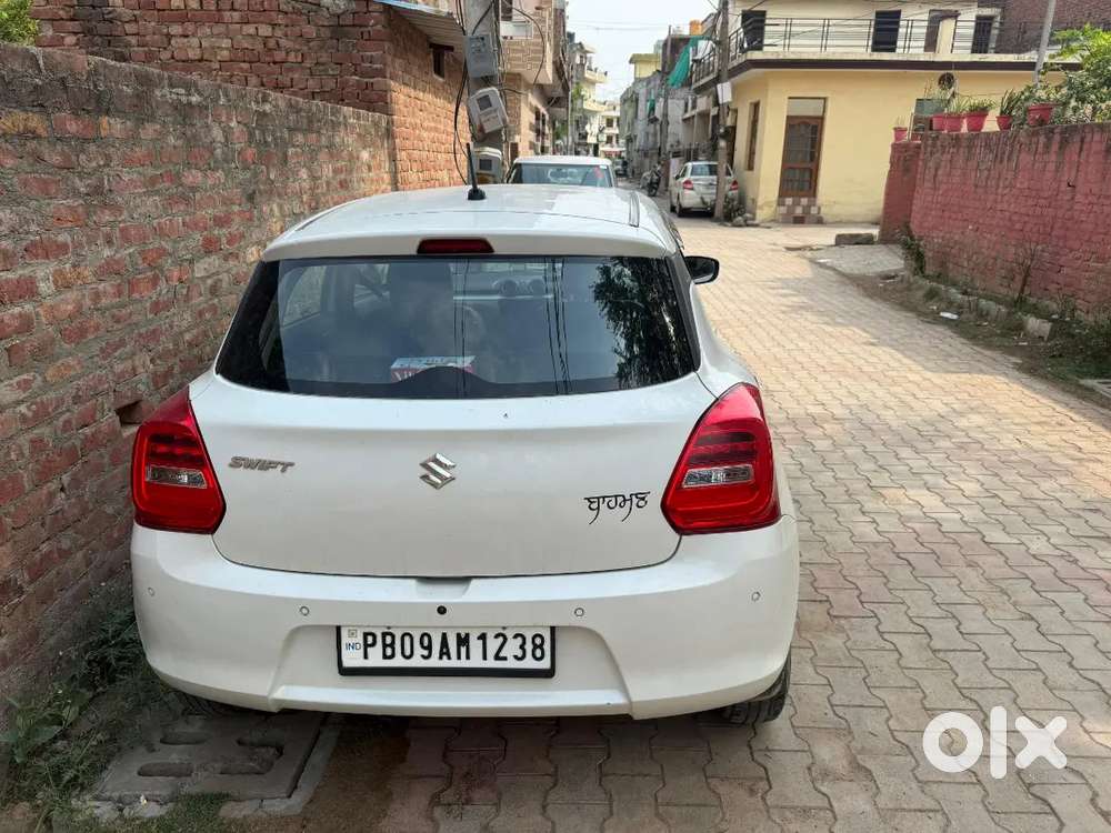 Maruti Suzuki Swift 2022 Petrol Well Maintained .