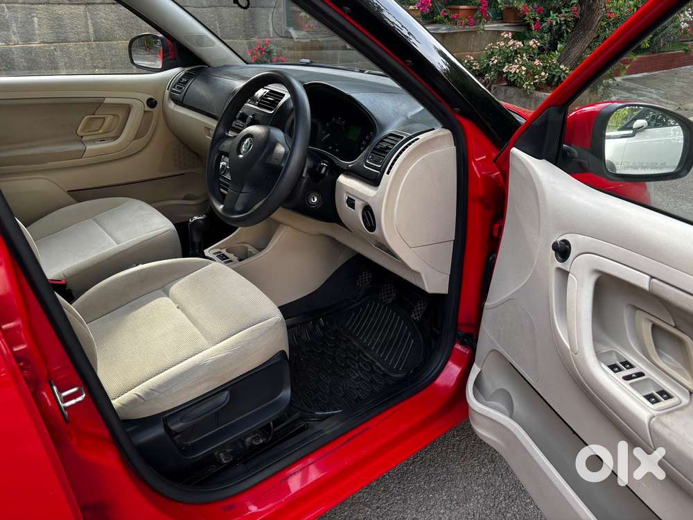 Skoda Fabia 1.2 Mpi Ambiente Petrol, 2012, Petrol