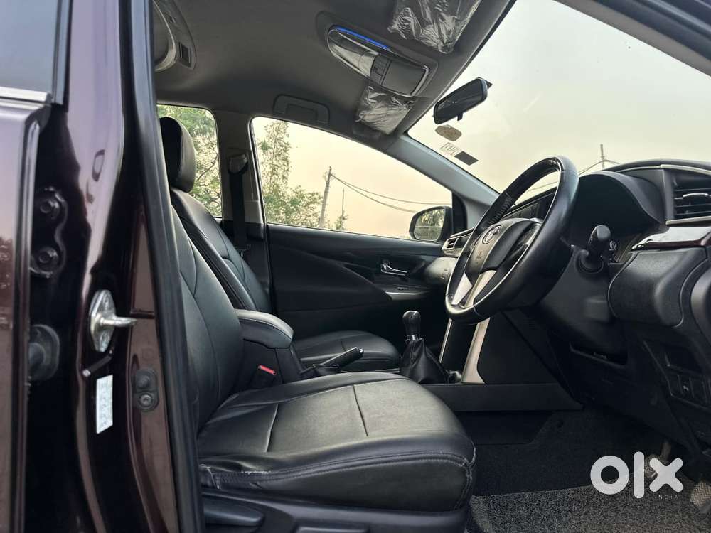 Toyota Innova Crysta 2.4 Vx Mt 8s, 2017, Diesel