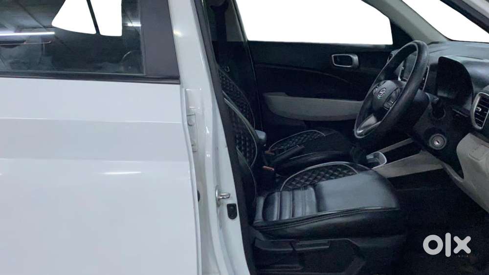 Hyundai Venue 1.2 S (o), 2023, Petrol