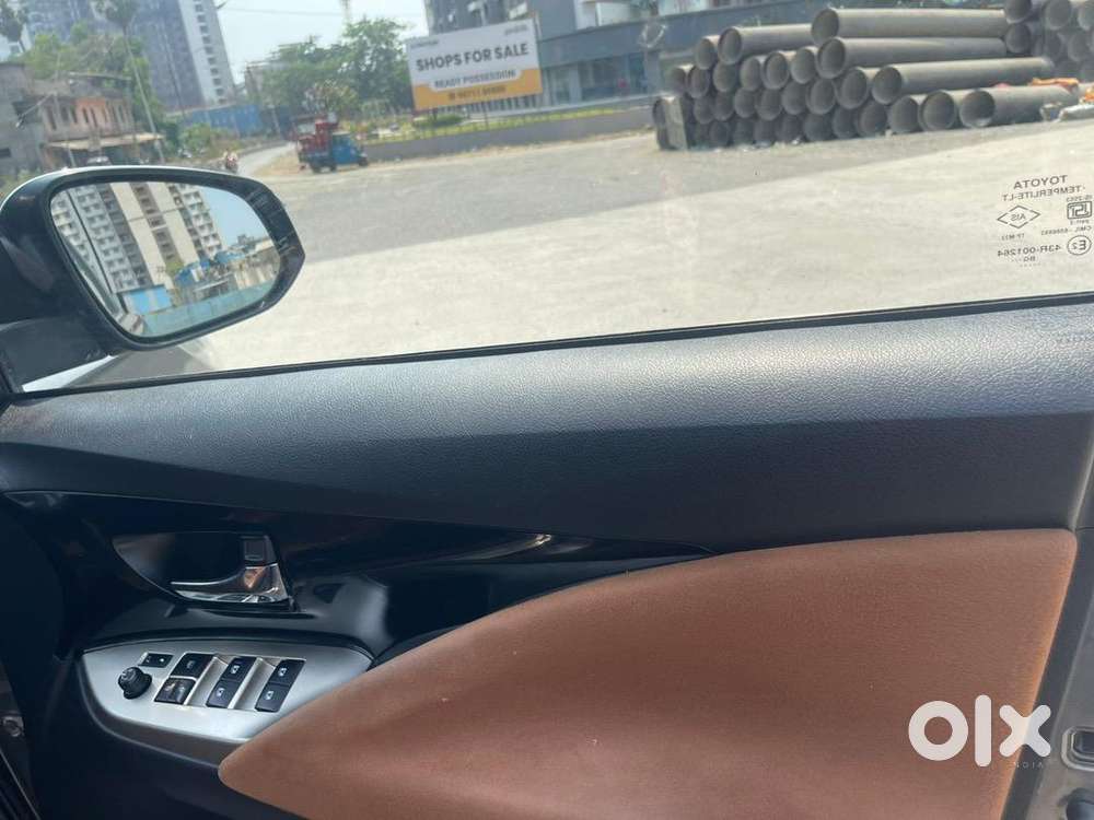 Toyota Innova Crysta 2017