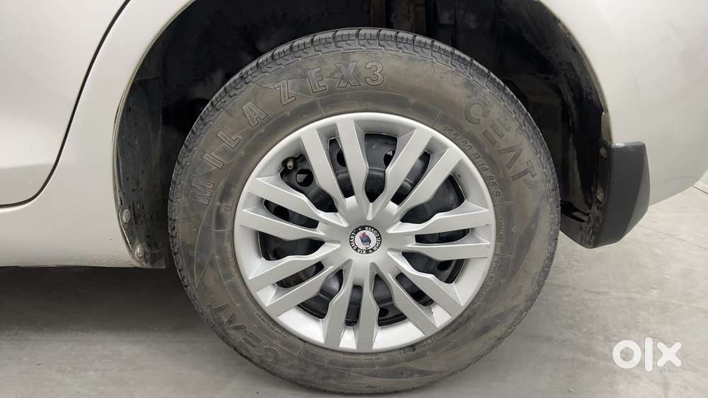Maruti Suzuki Swift Dzire Vxi At Optional, 2015, Petrol
