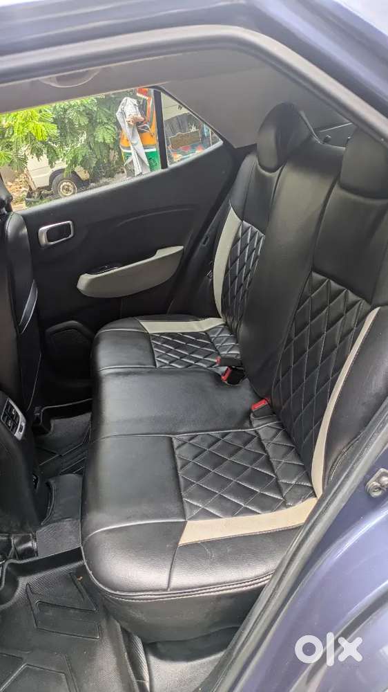 Hyundai Venue Mt Petrol 2023