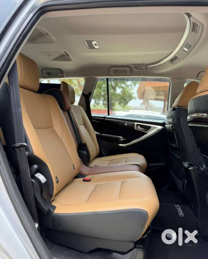 Toyota Innova Crysta Zx 2.4 Diesel 7 Seater, 2025, Diesel