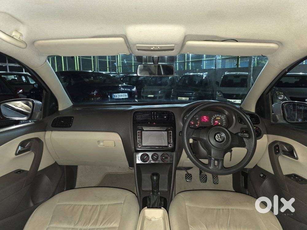 Volkswagen Vento, 2011, Petrol