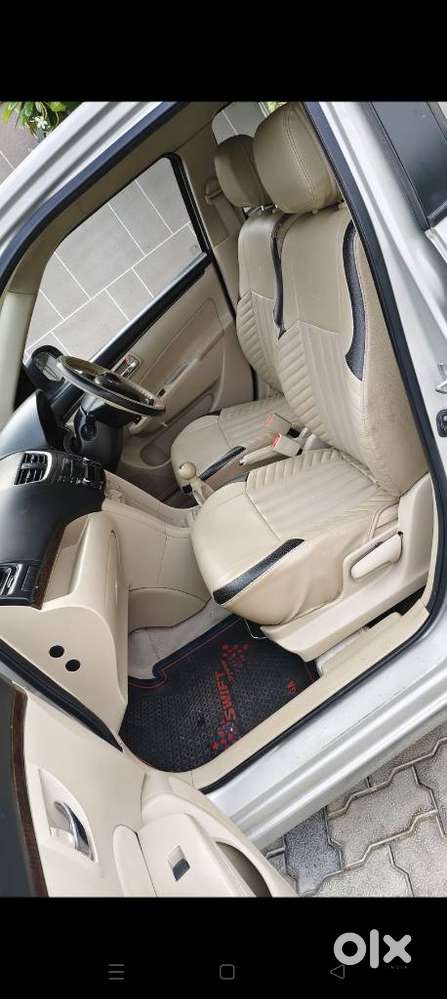 Maruti Suzuki Swift Dzire Vxi Optional, 2016, Petrol