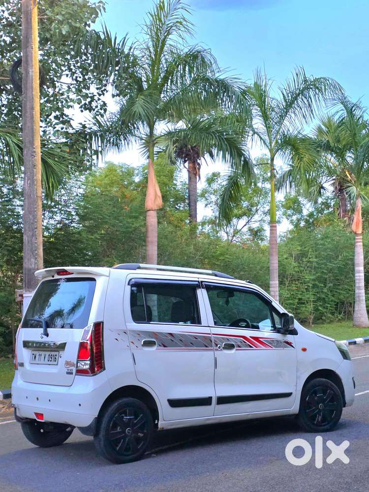 Maruti Suzuki Wagon R 1.0 Vxi Amt, 2017, Petrol