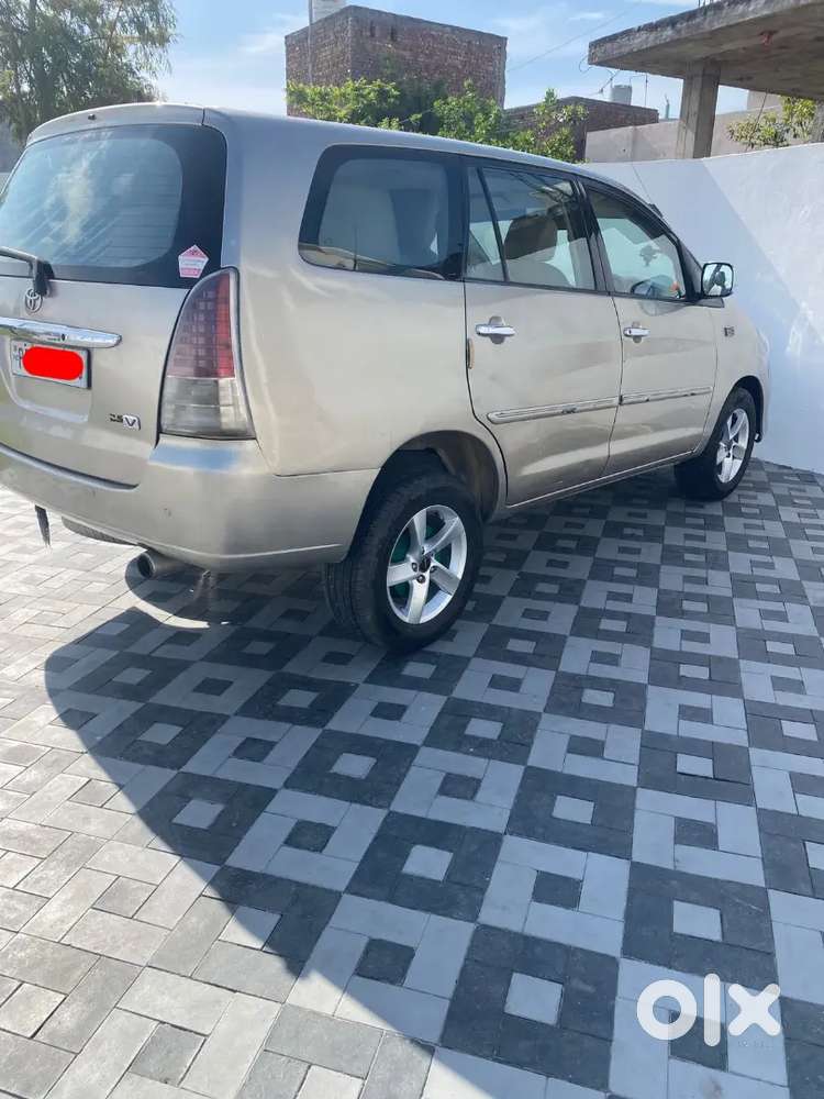 Toyota Innova 2008 Diesel Well Maintained