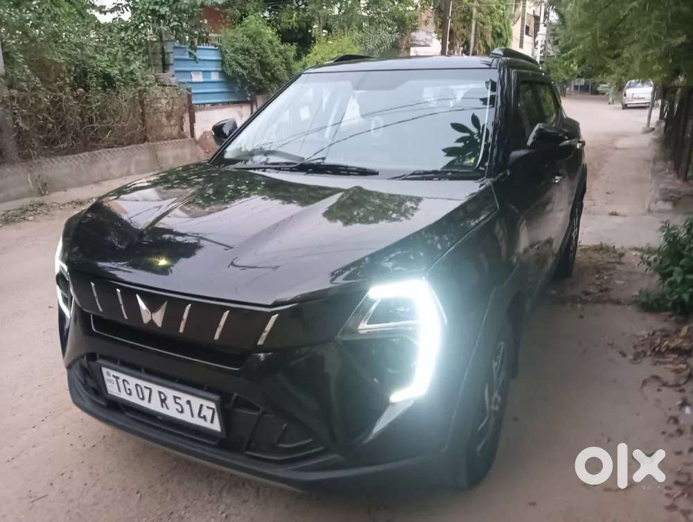 Mahindra Xuv 3xo Ax5 Ds Mt, 2025, Diesel