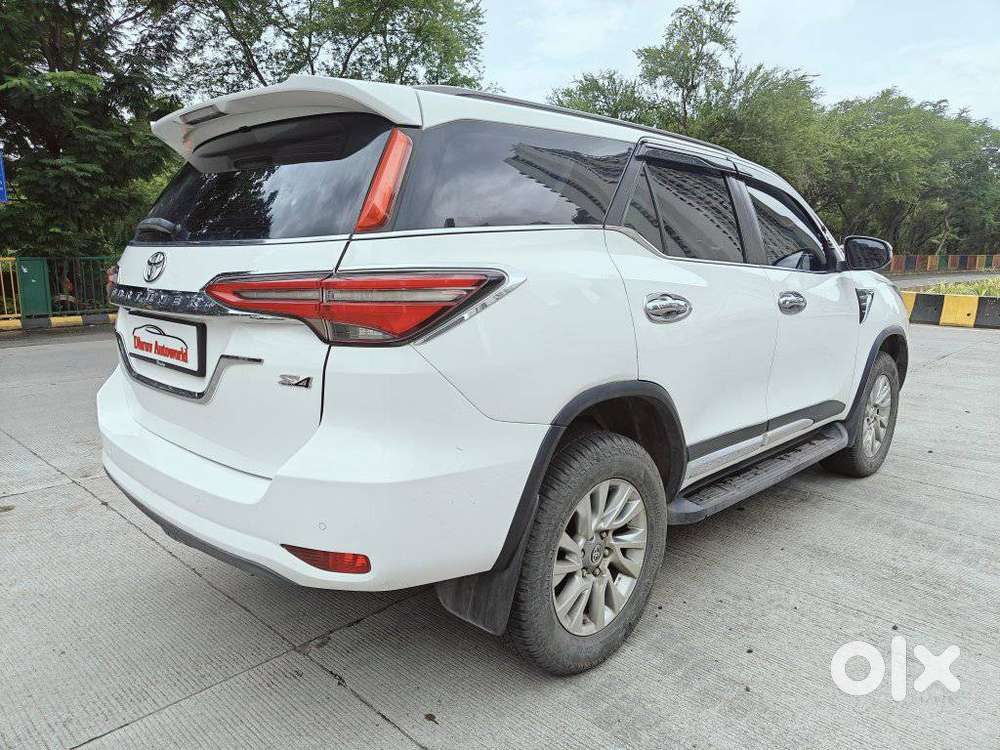 Toyota Fortuner 4x4 Manual Limited Edition, 2021, Diesel