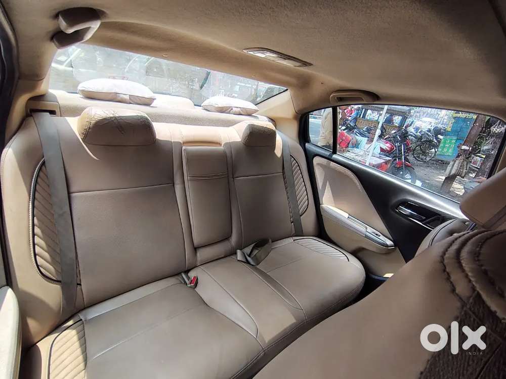 Honda City 2015.  2016 Registered