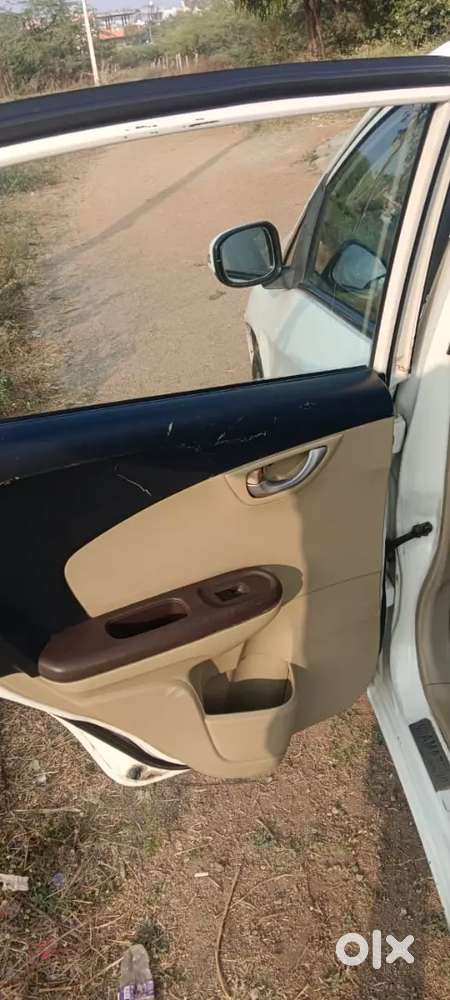 Honda Amaze 2013 Diesel 130000 Km Driven