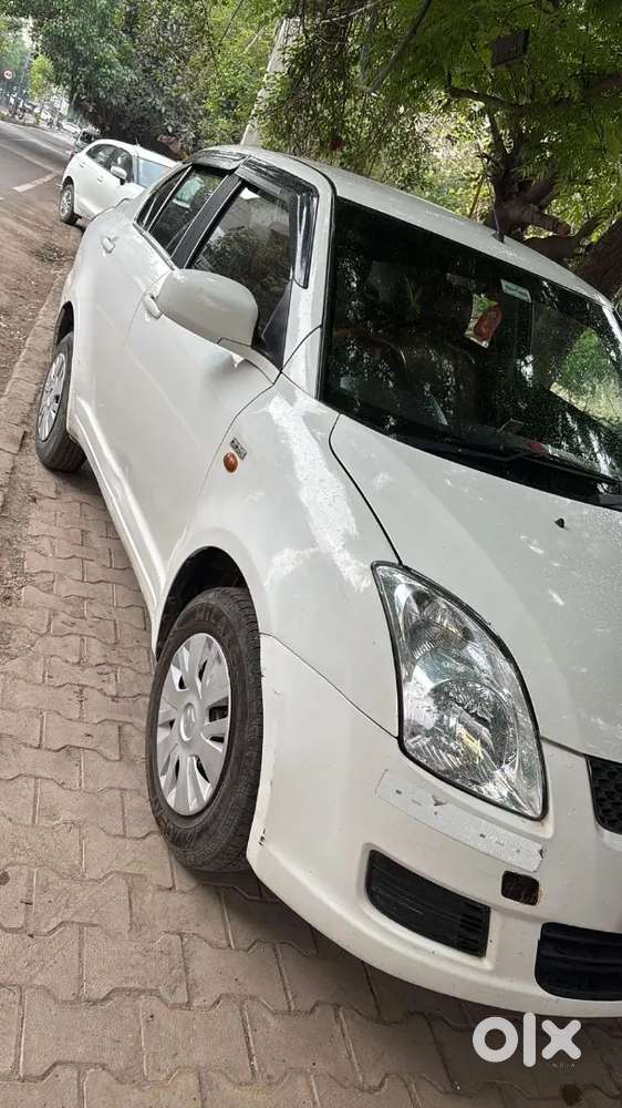 Maruti Suzuki Swift Dzire 2015 Diesel Well Maintained
