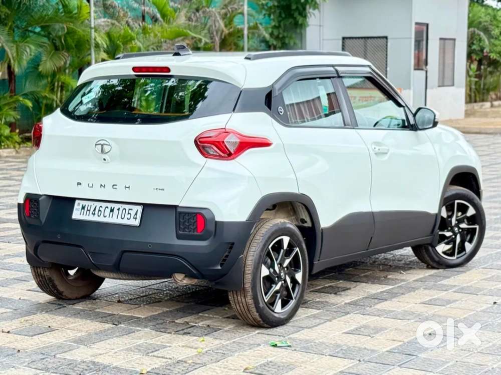 Tata Punch Accomplished Dazzle Sunroof Cng, 2023, Cng & Hybrids