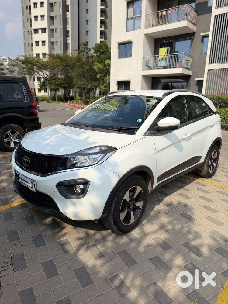 Tata Nexon 1.2 Revotron Xza Plus, 2019, Petrol