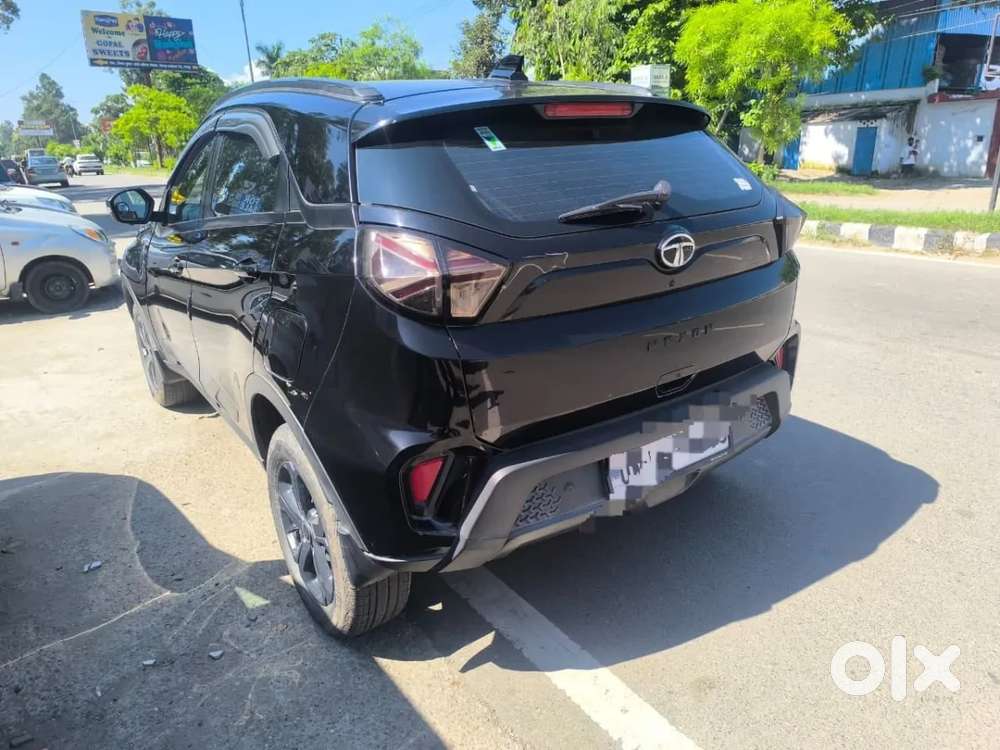 Tata Nexon 1.2 Revotron Xza Plus, 2023, Petrol
