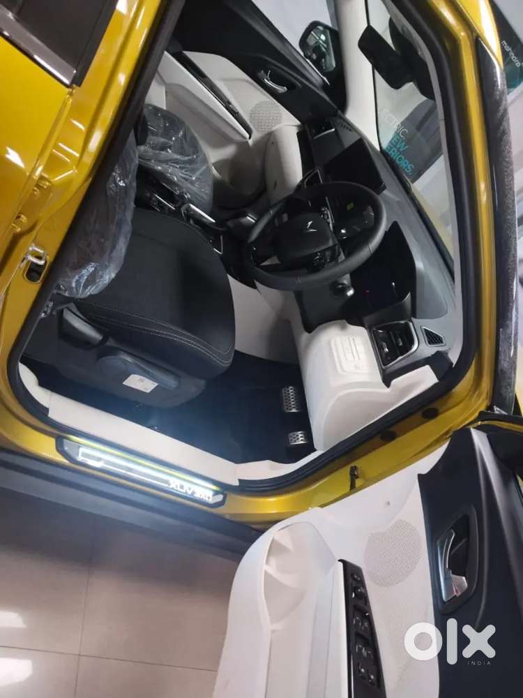Mahindra Xuv 3xo Petrol At 2024
