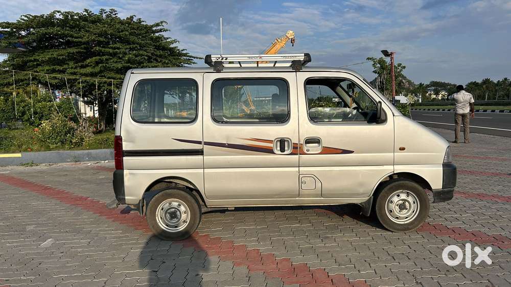 Maruti Suzuki Eeco 5 Str Ac (o), 2018, Petrol