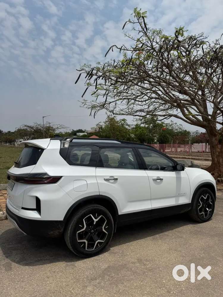 Tata Safari 2025 Diesel 32000 Km Driven