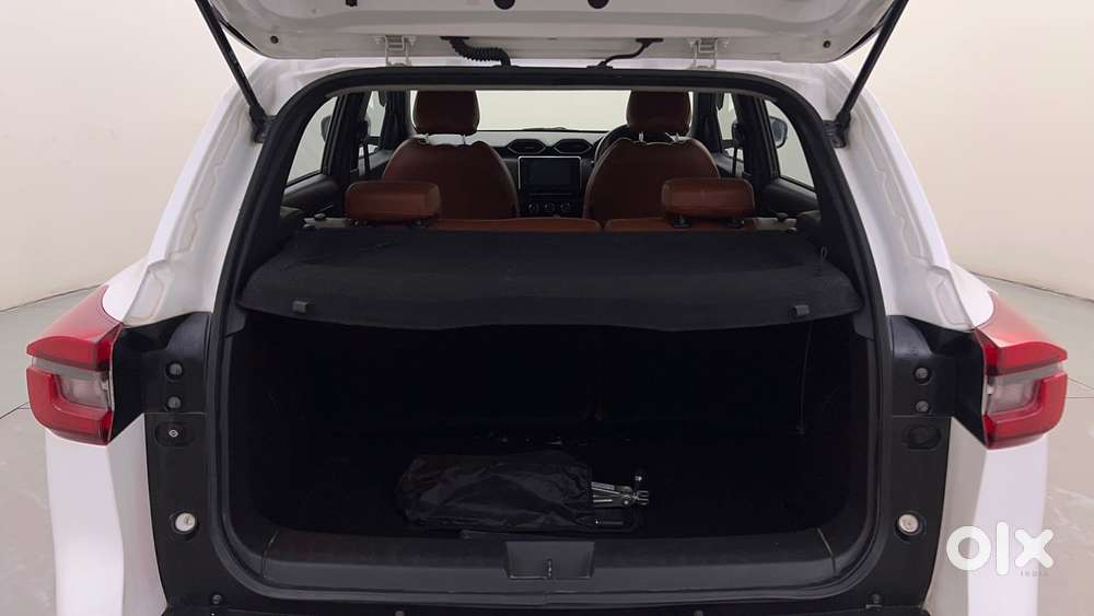 Nissan Magnite 1.0 Xv Premium Turbo, 2022, Petrol