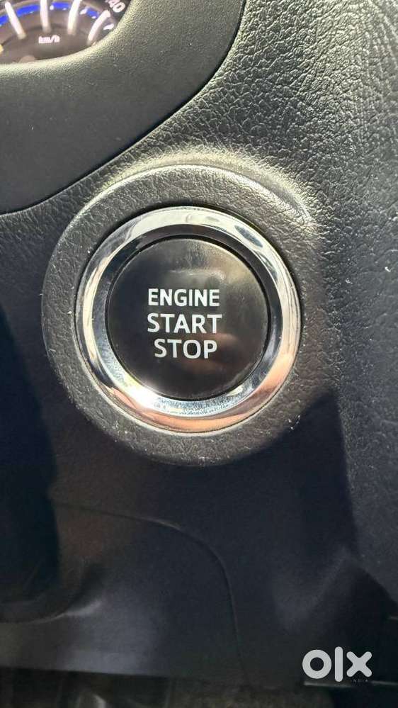 Toyota Innova Crysta 2.4 V 8 Str, 2017, Diesel