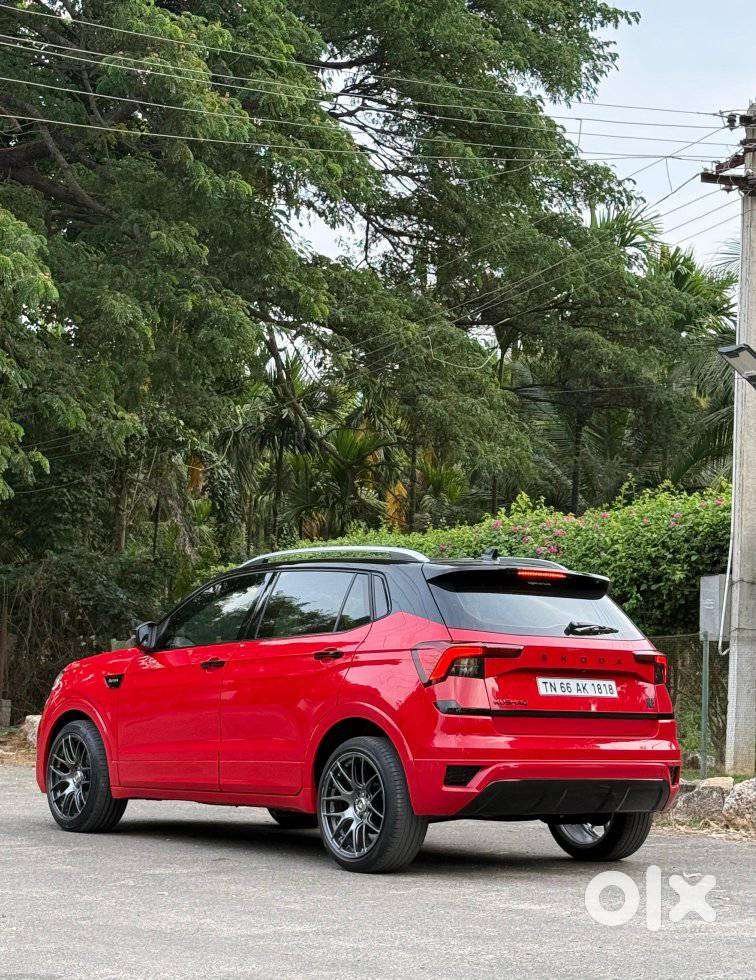 Skoda Kushaq 1.0 Tsi Style At (6 Airbags), 2021, Petrol