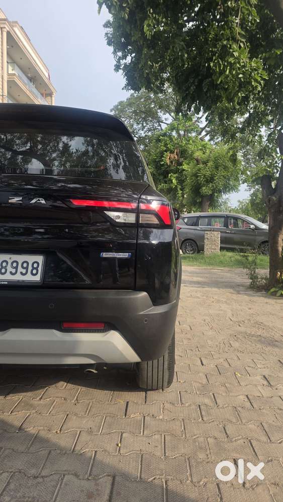 Maruti Suzuki Brezza 1.5 Zxi Plus Smart Hybrid, 2024, Petrol