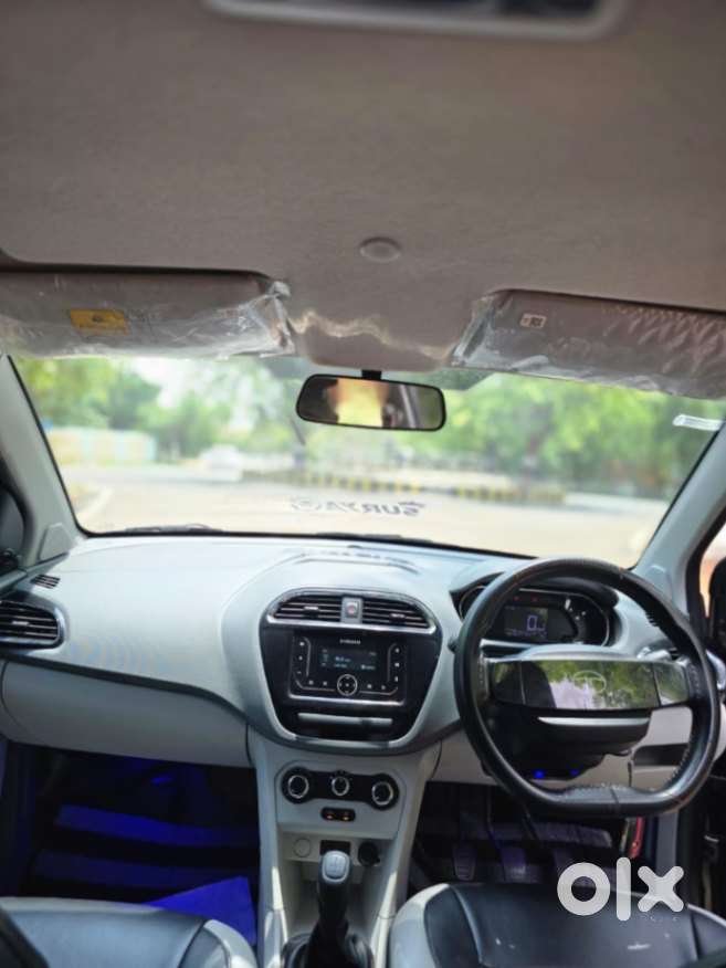 Tata Tiago 1.2 Revotron Xm, 2025, Petrol