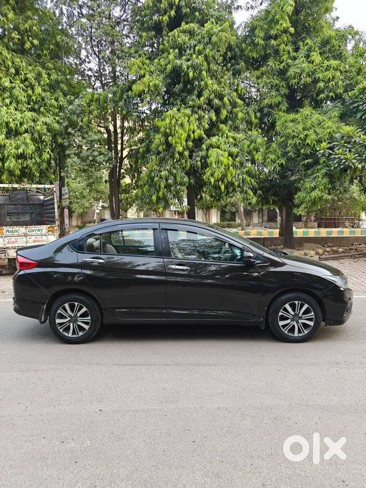 Honda City V Mt Exclusive, 2017, Petrol