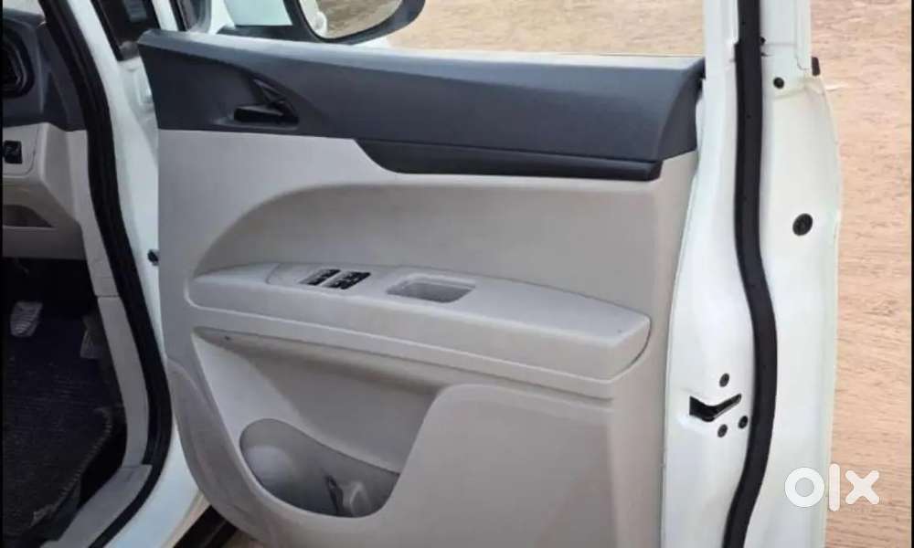 Mahindra Marazzo 2022