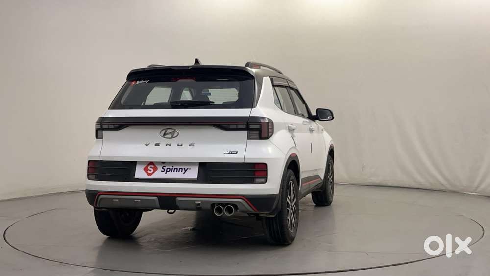 Hyundai Venue N Line N8 Dct Dual Tone, 2023, Petrol