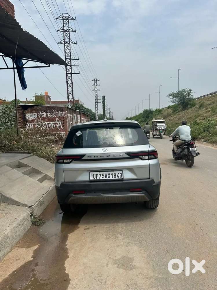 Maruti Suzuki Brezza 2025 Cng & Hybrids 22000 Km Driven