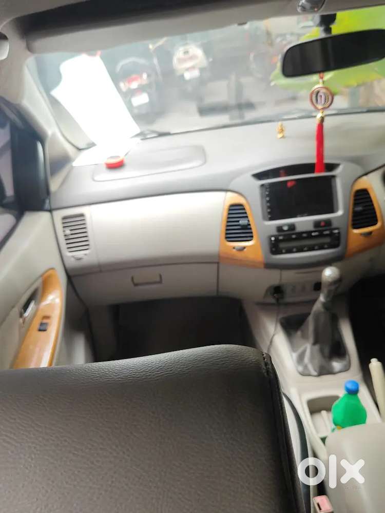 Toyota Innova 2011 Diesel Well Maintained