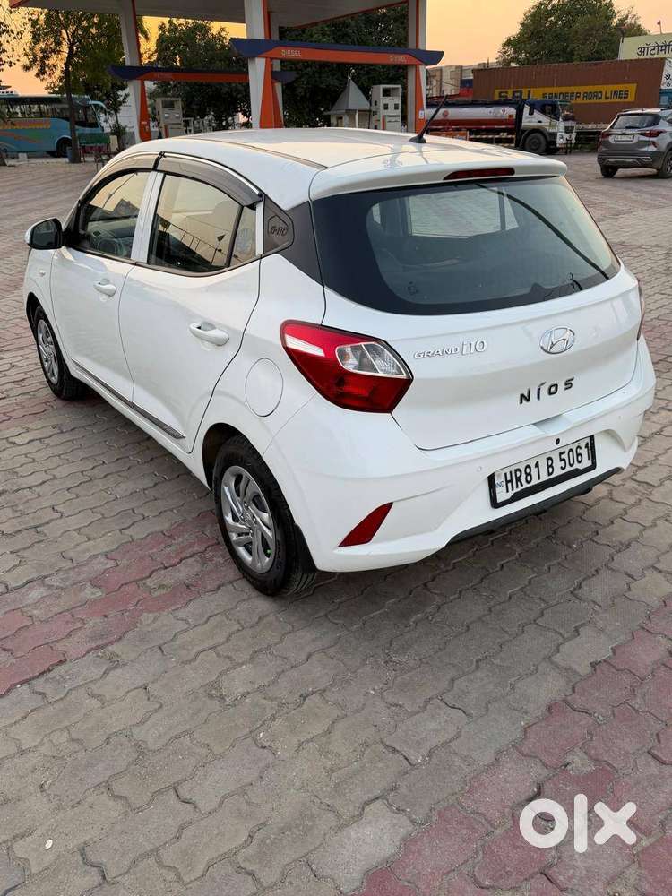 Hyundai Grand Nios Magna Plus Petrol 2022 Nov Owner 1st Km. 52000