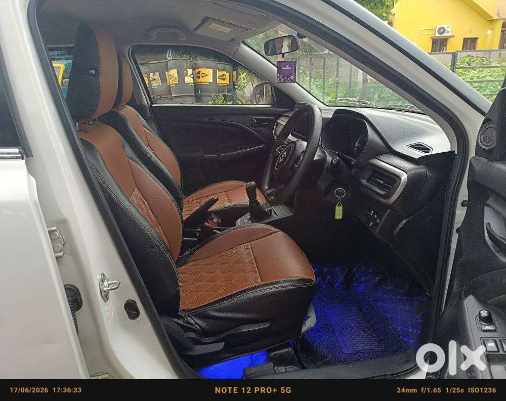 Maruti Suzuki Brezza 1.5 Vxi Smart Hybrid, 2023, Petrol