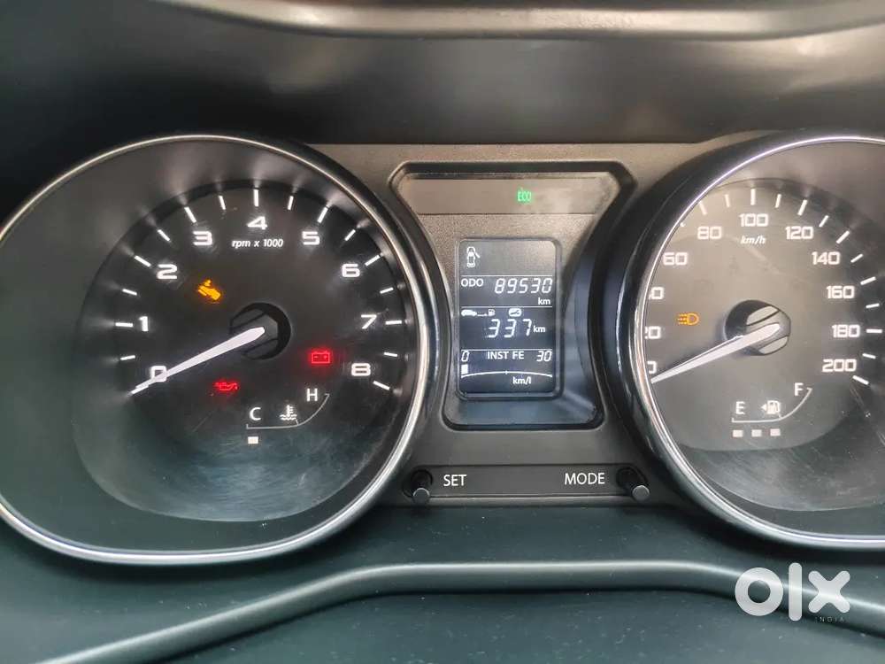 Tata Nexon 2018 Diesel Full Option 20+kmpl  Mileage 2019 July Regn.