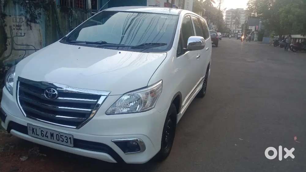 Toyota Innova 2015 Diesel 190005 Km Driven
