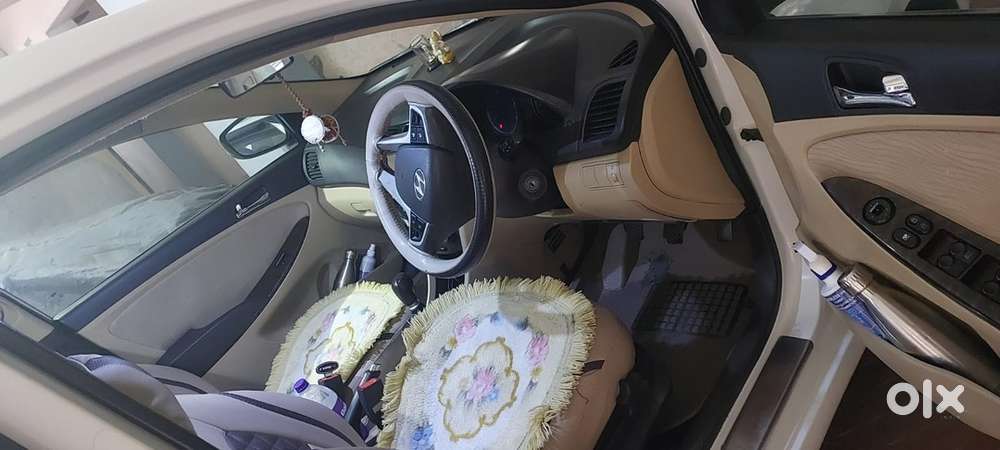 Hyundai Fluidic Verna 2011 Year