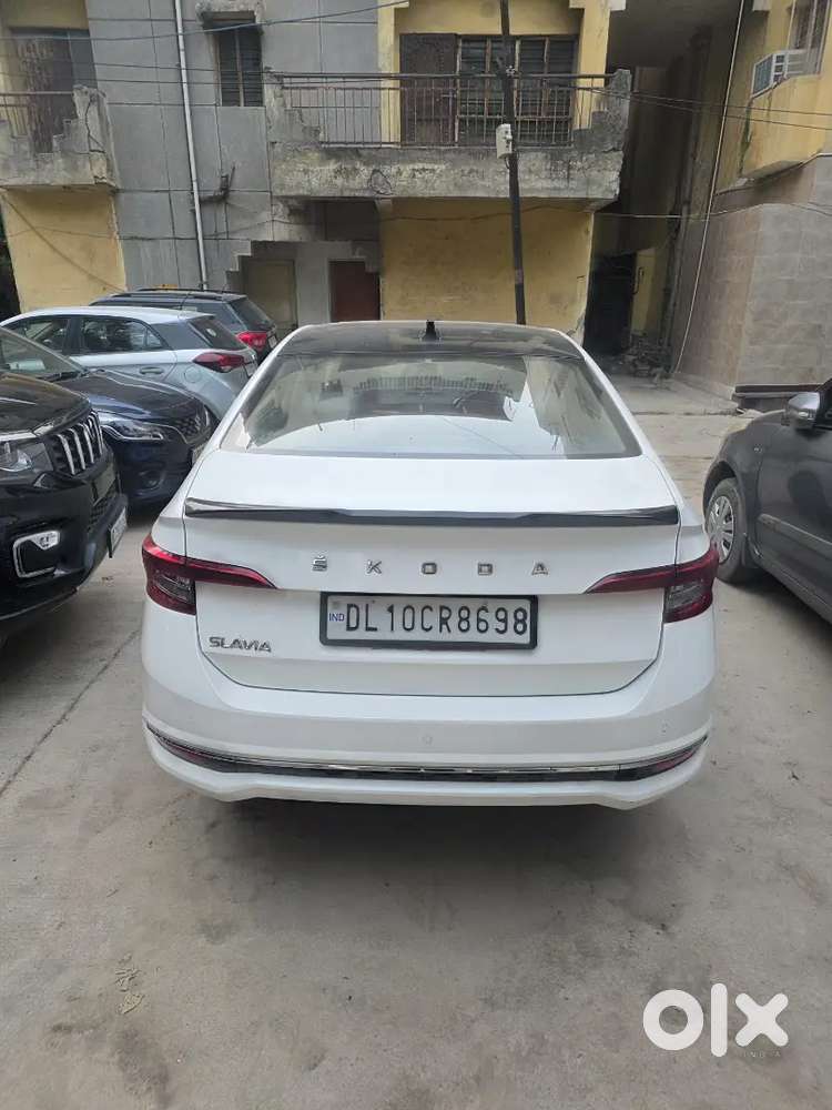 Skoda Slavia 1.0 Tsi At