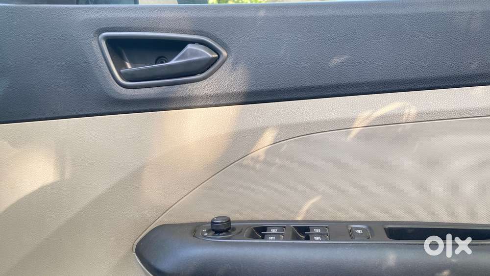 Renault Triber Rxt, 2022, Petrol