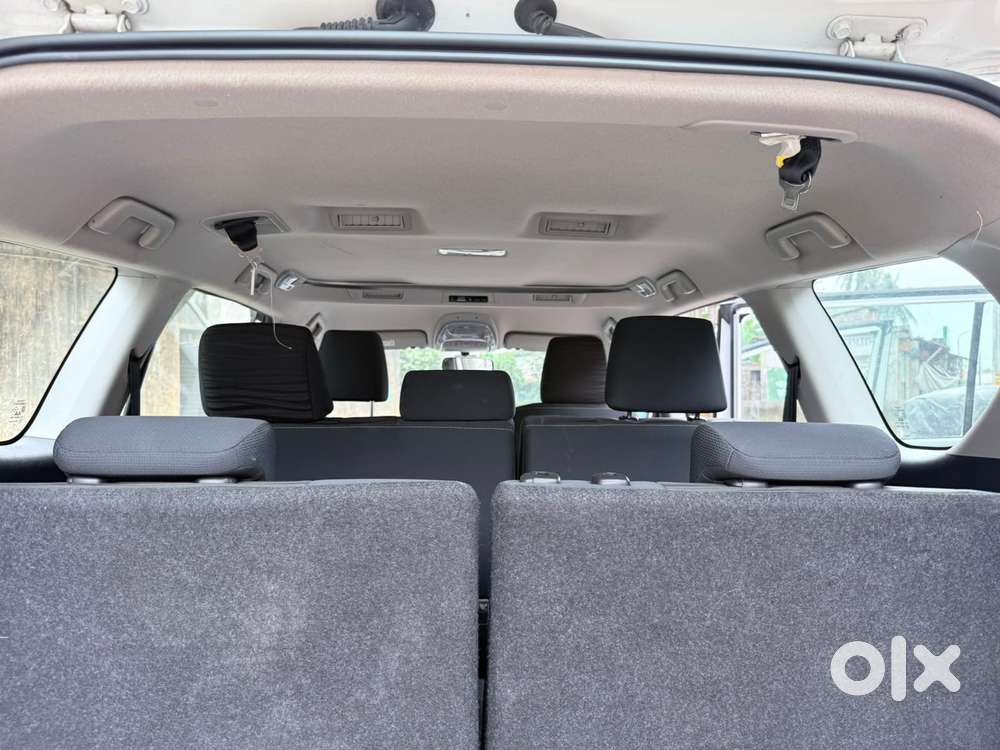 Toyota Innova Crysta 2.4 V 8 Str, 2025, Diesel