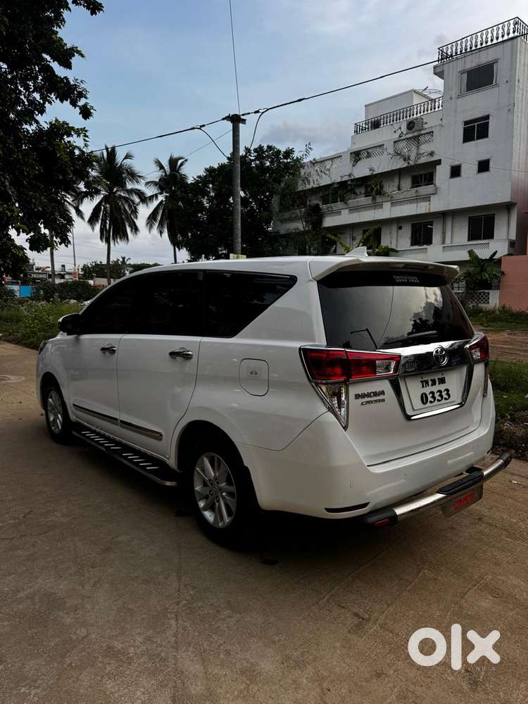 Toyota Innova Crysta [2020-ongoing] 2.4 Gx At 7 Str, 2023, Diesel