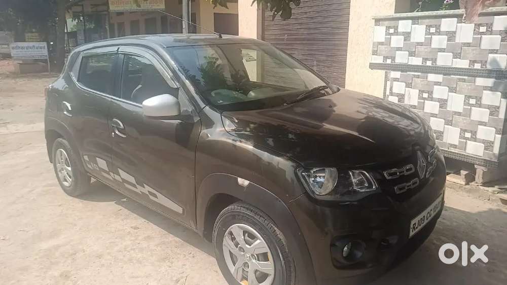 Kwid In Mint Condition 1.0 . New Tyres